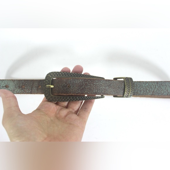 PUNTO FIBBIA Italian Leather Belt Painted Green Crackle Long Brass Buckle Skinny - Picture 4 of 10